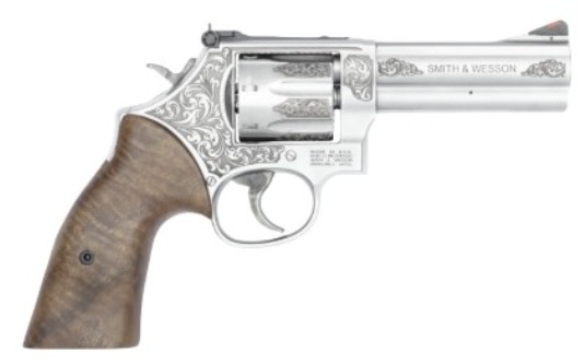 Model 686 Plus, .357 Magnum, 4.13" Barrel, Engraved, Stainless, Walnut, 7-rd
